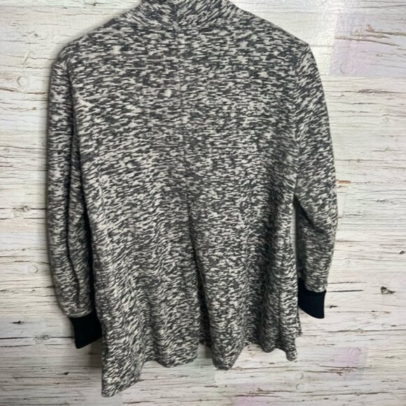 Club Monaco gray black cardigan sweater size  medium - Picture 8 of 9
